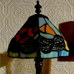 Tiffany minaturw lamp 12”